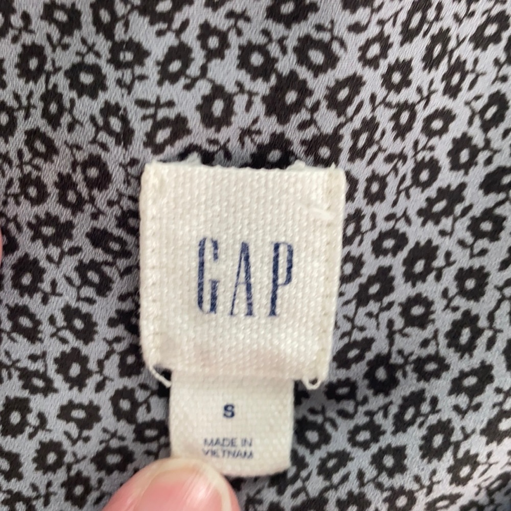 Gap Boho Flowy Style Top Size Small. - image 8